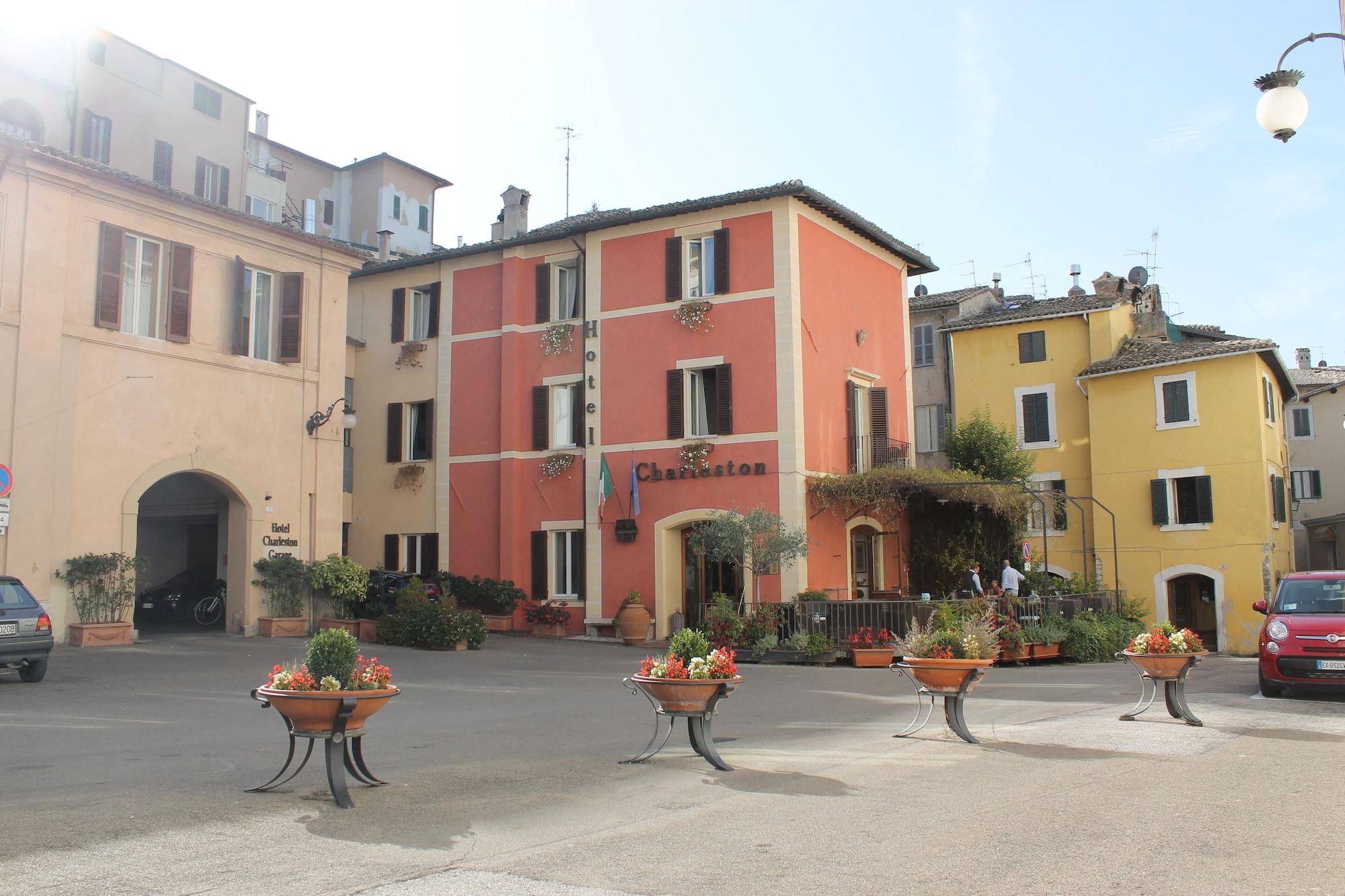 Hotel Charleston Spoleto Buitenkant foto