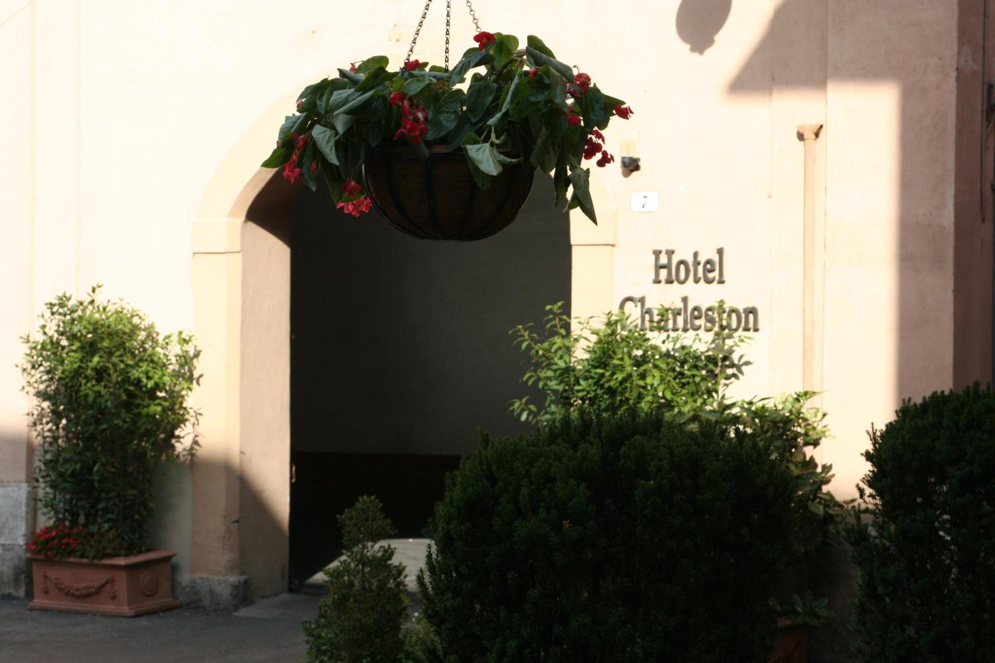 Hotel Charleston Spoleto Buitenkant foto
